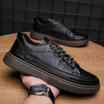 Универсална кожена обувки за мъже, лято 2023, нова черна и модерна работна обувки, лека тенденция спортни ежедневни обувки
