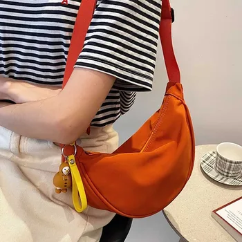 Проста женска чанта-скитник, дизайнерски найлон проста женска чанта 2023, Нова мода, малки маркови дамски чанти през рамо